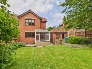 Rear elevation- click for photo gallery